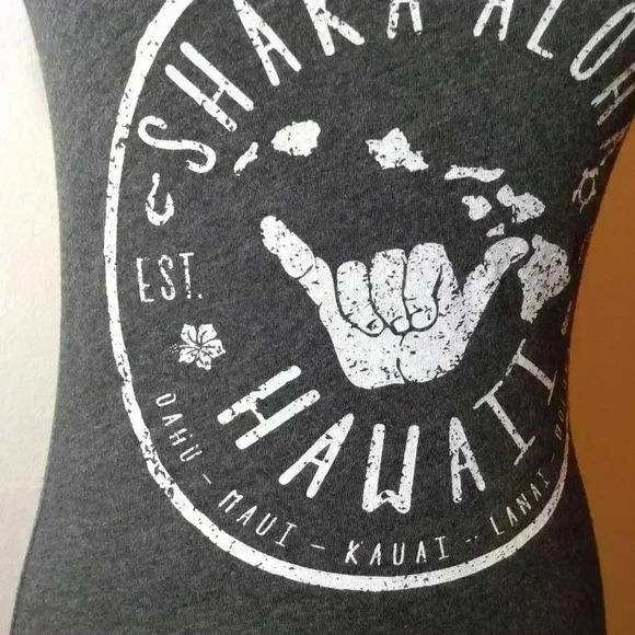 Hawaii v-neck tee - Picture 2 of 6